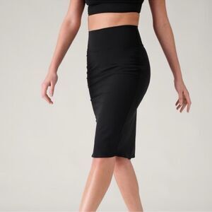 Athleta NWT Transcend High Rise Stretch Pencil Skirt Black Size XS
